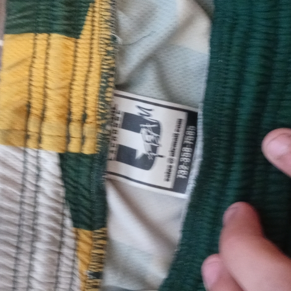 Shorts - Picture 2 of 2